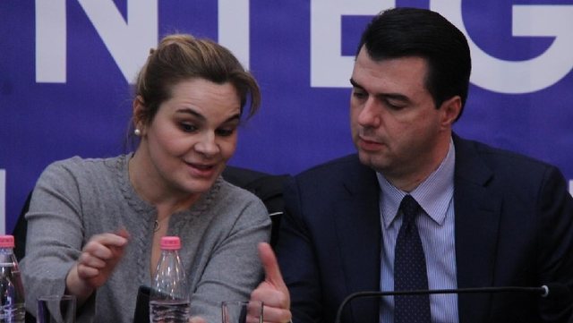 kryemadhi-sulmon-bashen-ka-23-mln-dollare-nga-kompanite-e-kunatit-540-mln-ne-offshoret-ruse-vetem-basha-nuk-hetohet-nga-spak