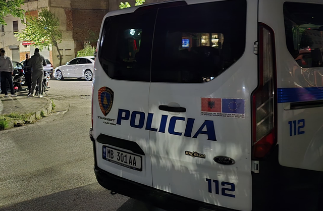 dy-te-arrestuar-ne-tirane-policia-zbulon-pakon-misterioze-te-ardhur-nga-spanja