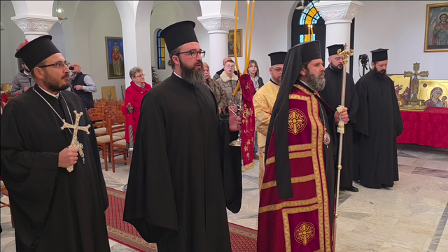 kryepeshkopi-joan-viziton-per-here-te-pare-shkodren-mesazhe-per-zotin-dhe-familjen