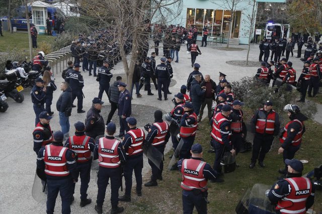 Masa sigurie për protestën e opozitës  rreth 1300 efektivë të angazhuar në Tiranë