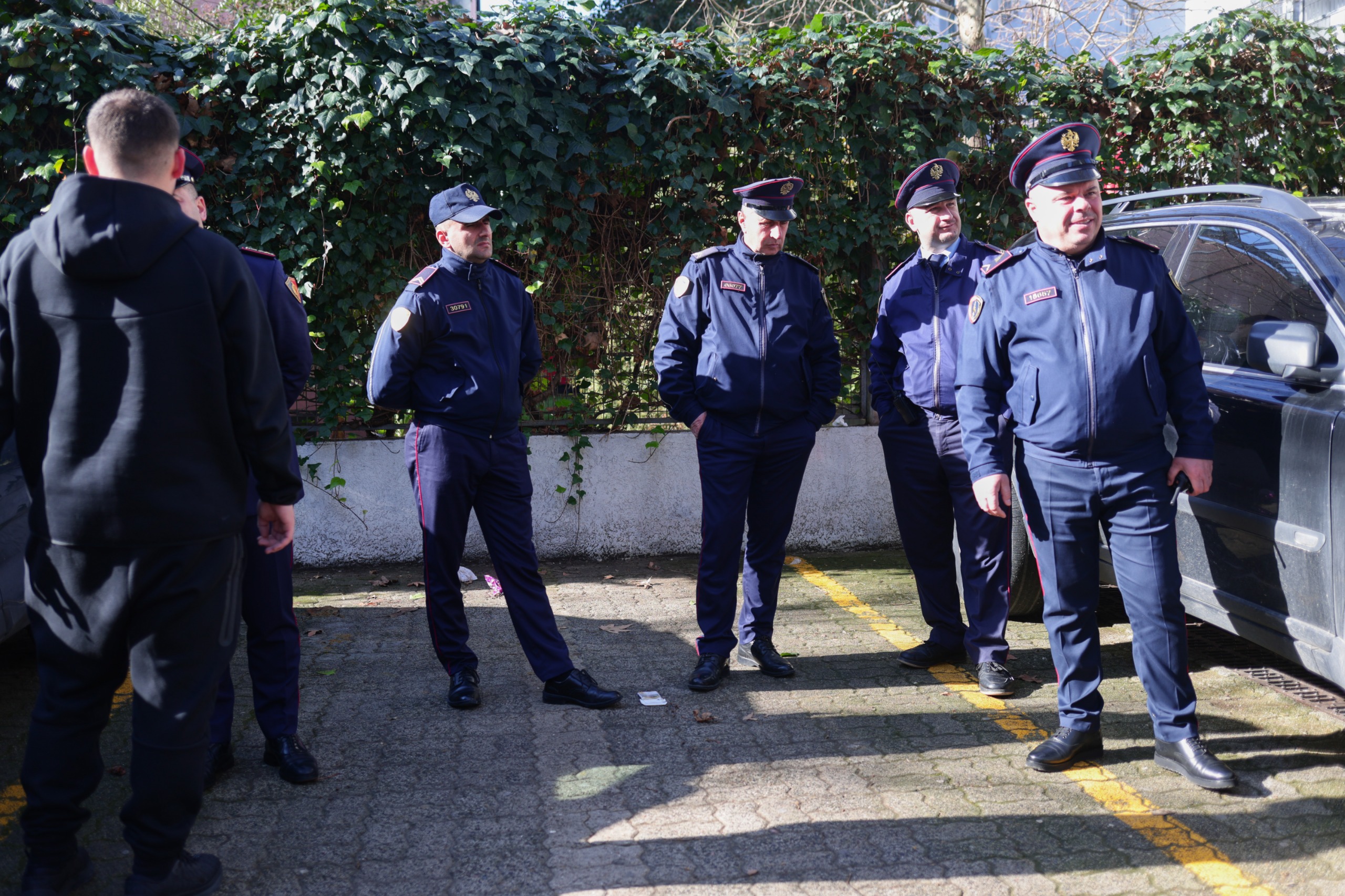 Gjykata e Tiranës liron të 19 protestuesit e arrestuar nga policia
