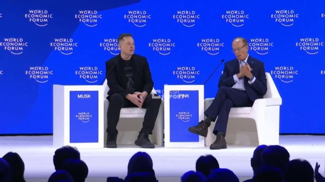 Elon Musk tallet me Bordin e Paqes   Është për paqe apo për pushtim  