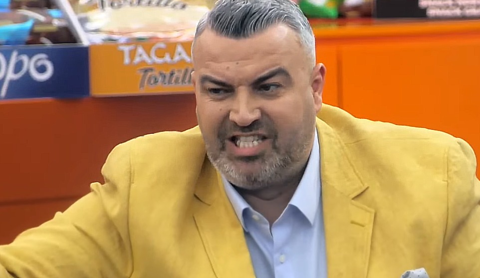 Mali shpërthen në lot pas komenteve të rënda të Rogertit