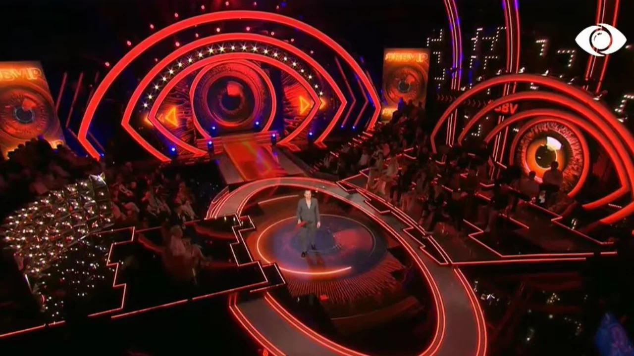 Rogerti është yni  e rikthejnë në shtëpi  banonin e BBVIP që u ndëshkua