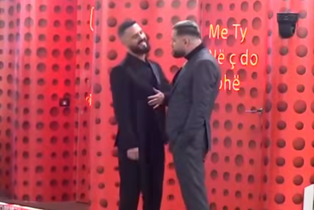 Luizi pyet troç Mirin  Çfarë e ke Selinën  Ja përgjigja që mori