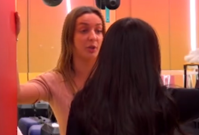 fillon-me-k-dhe-mbaron-me-a-greta-i-ze-deren-jueles-banorja-ik-moj-pise