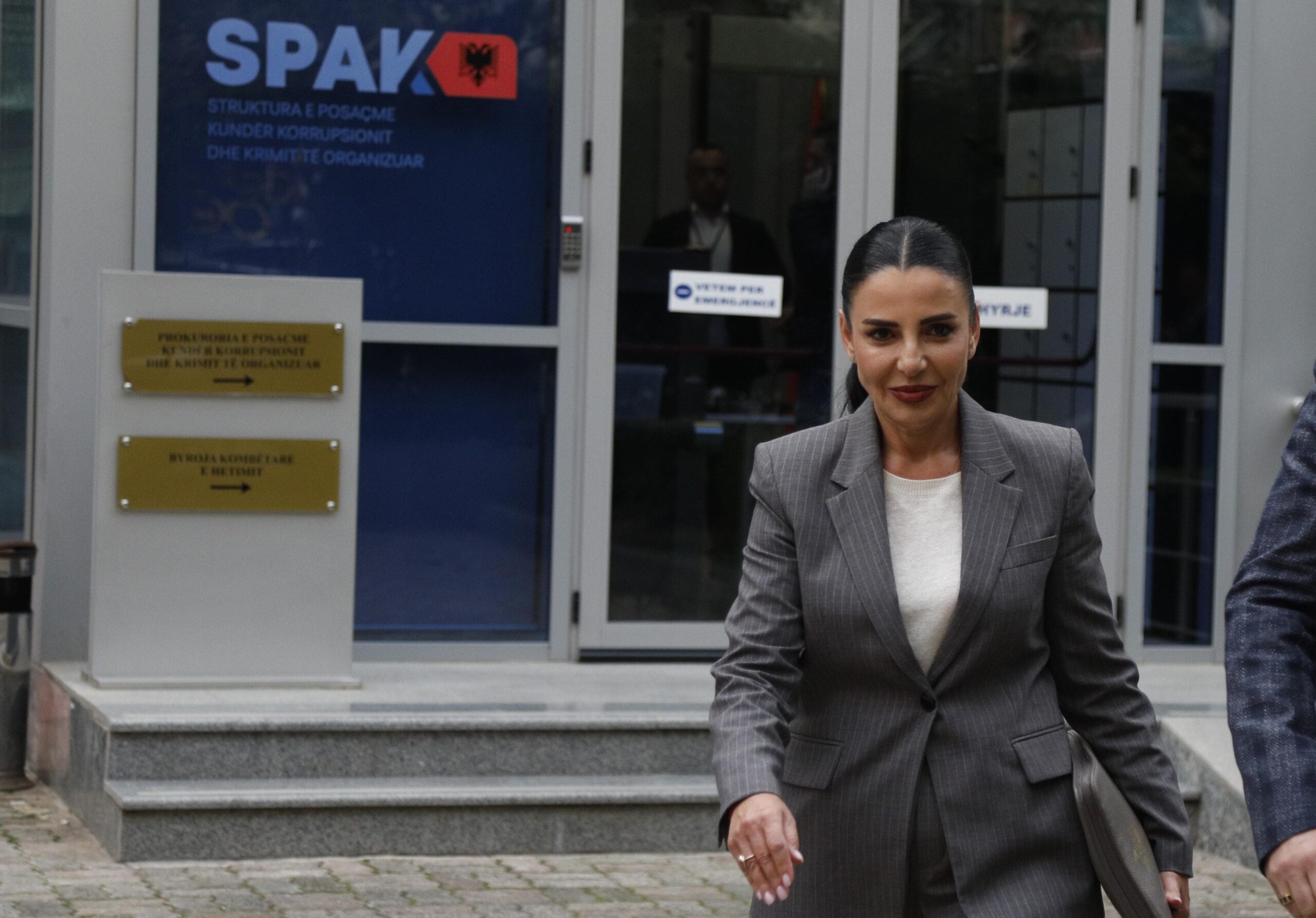 Merr fund kalvari gjyqësor  Balluku nuk është më zëvendëskryeministre  VENDIMI I PLOTË 