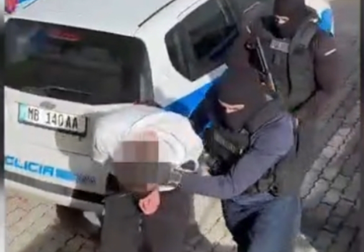 Dy të rinj dhe një i moshuar me gjysmë kile kokainë në Kukës