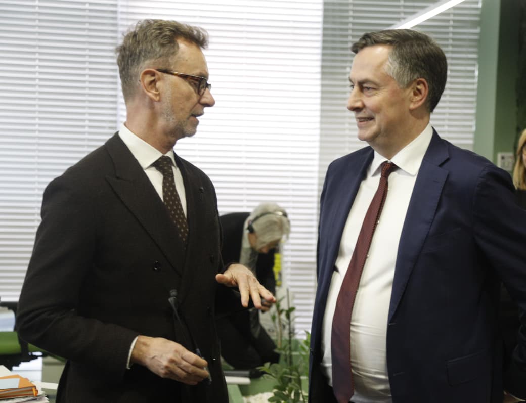 Shqipëria në Bordin e Paqes   David McAllister  Vendimi u mbështet nga shumica dhe opozita 