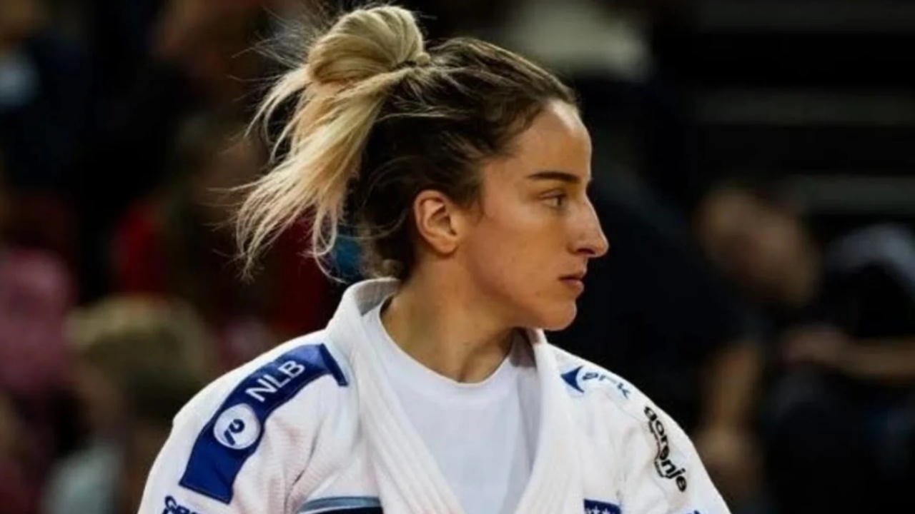 Distria Krasniqi shkëlqen sërish  Medalje e artë në Grand Slamin e Parisit