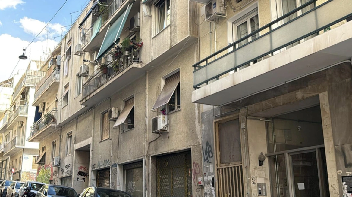 E rëndë në Greqi  Shqiptari kryen marrëdhënie me një vajzë me aftësi të kufizuara dhe ngacmon motrën e saj binjake