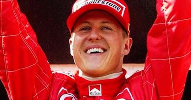 12 vite pas aksidentit  Michael Schumacher lëviz me karrige me rrota