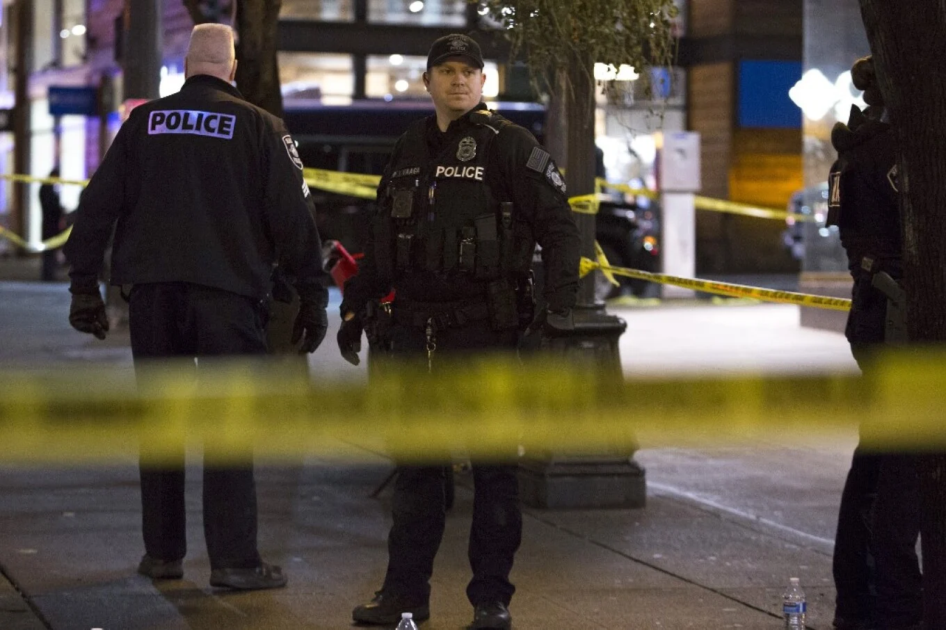 Kapet me pushkë të mbushur dhe municion pranë Kapitolit  arrestohet 18 vjeçari