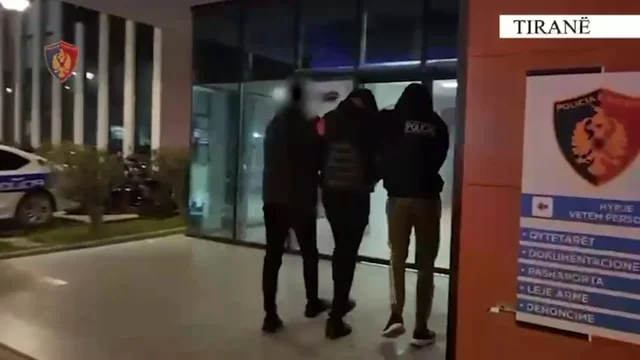 Theu masën e arrestit shtëpiak dhe dhunoi një mjek  arrestohet i riu në Tiranë