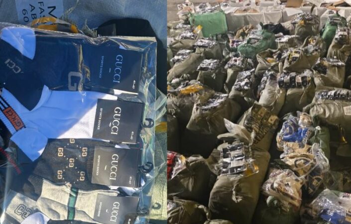 Kapen mbi 103 mijë veshje të falsifikuara të markave Adidas  Gucci  Dior  Hugo Boss  Calvin Klein në Durrës