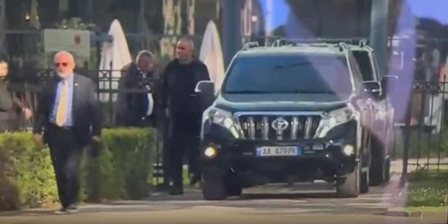 Imuniteti i Ballukut dhe protesta e opozitës  Rama mbërrin në Kuvend