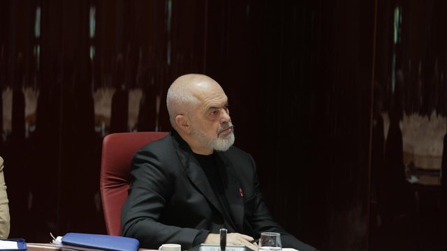 Integrimi në BE  Rama  Siguria ushqimore dhe mbrojtja e konsumatorit   sfida e sfidave 