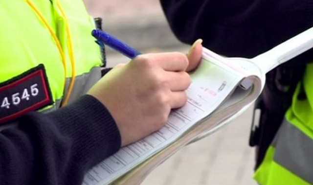 gjobat-pa-njoftim-shqetesojne-drejtuesit-e-mjeteve-ekspertet-kerkojne-me-shume-transparence