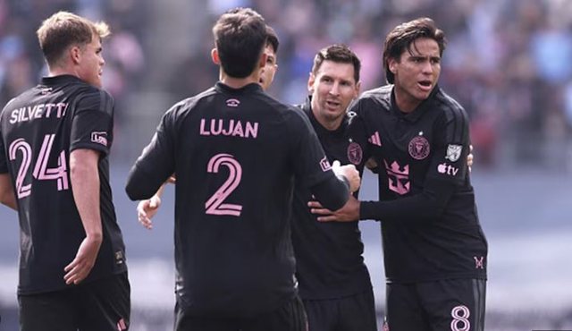 pleshti-i-pandalshem-tejkalon-pelene