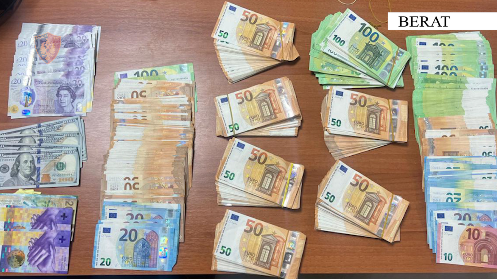 Berat  Arrestohet një person  Sekuestrohen mijëra euro dhe valuta të huaja