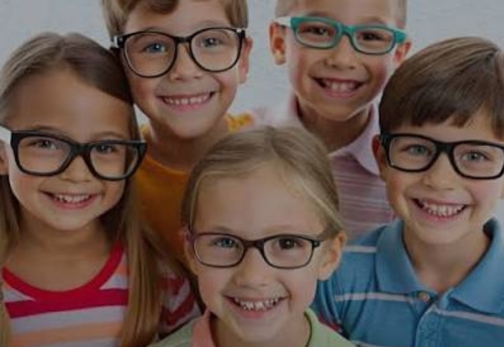 Nis një program i ri në QSUNT për trajtimin e miopisë tek fëmijët