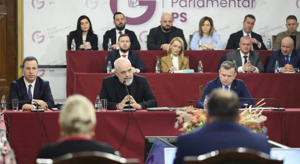 Mblidhet Grupi Parlamentar i PS  në fokus punimet e Kuvendit dhe takimet me qytetarët