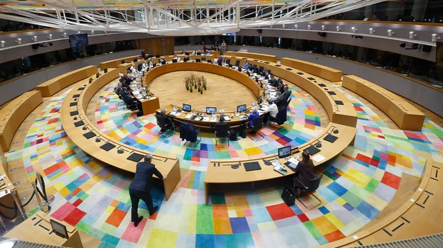 orban-kundershton-ndihmen-prej-90-miliarde-eurosh-per-ukrainen-largohet-gjate-fjales-se-zelenskyy