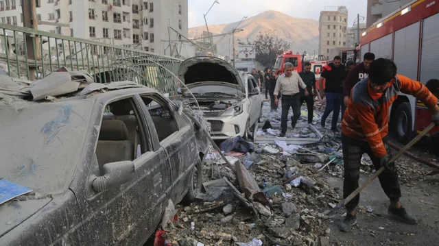 Ambasada e SHBA së në Irak u godit me raketa  amerikanëve u kërkohet të largohen menjëherë nga vendi