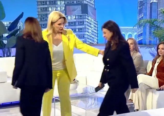 rudina-xhunga-le-papritur-studion-per-shkak-te-gjendjes-shendetesore