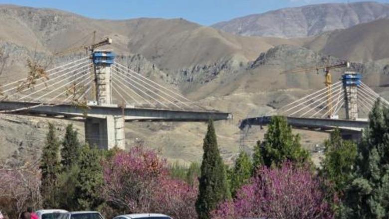 Shkatërrohet ura më e madhe në Iran  Trump paralajmëron për përshkallëzim të mëtejshëm