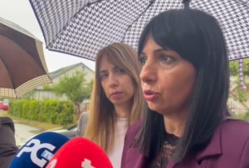  Nënë  i kam duart me gjak   Vrasja e shqiptarëve në Malin e Zi  e ëma tregon çfarë i tha djali para se të zhdukej