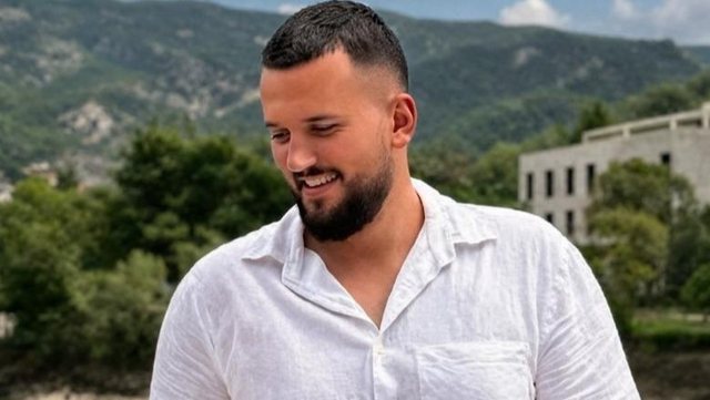 Priste të bëhej baba  humb jetën pas kontaktit me energjinë elektrike i riu  Emri