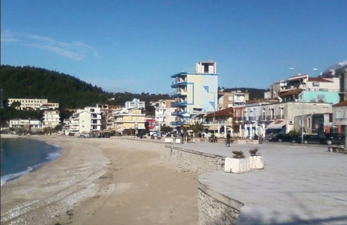 I riu himariot  Pse e mora peng familjen time