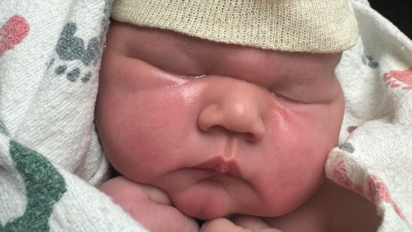 Foshnja  bowling ball  7 9 kg në Teksas  Pesha e saj befasuese shokon ekspertët