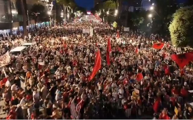 Përfundon protesta e 31 të në Tiranë