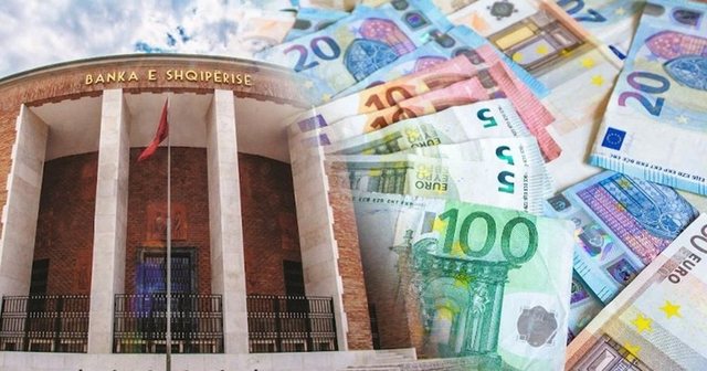 banka-e-shqiperise-rrit-blerjet-e-euros-por-kursi-i-kembimit-vijon-te-bjere