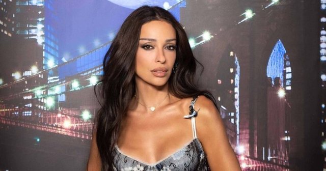eleni-foureira-rrefen-fillimet-ne-greqi-pse-e-fsheha-origjinen-shqiptare-dhe-historia-e-dashurise-me-alberto-botía-n