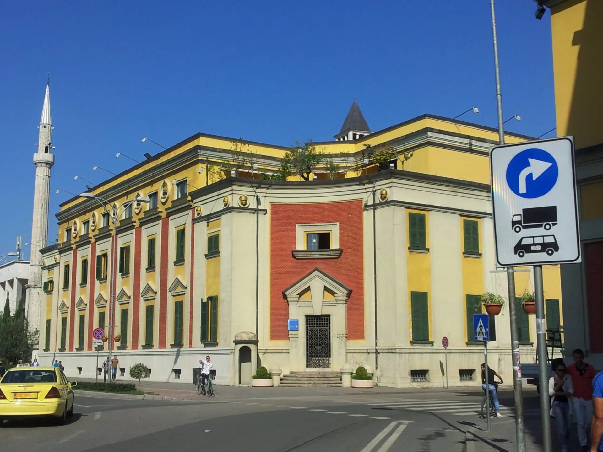 SPAK zbarkon në Bashkinë e Tiranës  kontrolle dhe sekuestrime në kuadër të një hetimi