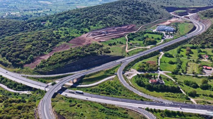 kjo-eshte-autostrada-e-re-70-km-qe-do-te-lidhe-greqine-me-shqiperine-ja-kur-do-te-jete-gati-video