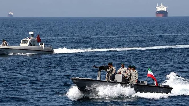 Al Jazeera  Irani po përcakton se cilat anije hyjnë dhe dalin nga Gjiri Persik