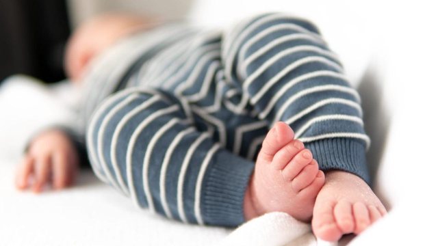 skandal-ne-ivf-ne-qipron-veriore-dyshohet-se-30-femije-u-ngjizen-me-donatore-te-gabuar