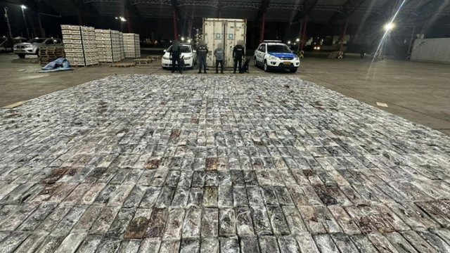 goditet-rrjeti-nderkombetar-i-kokaines-sekuestrohen-21-ton-droge-dyshohet-per-financim-nga-mafia-shqiptare