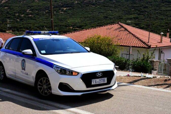 Tronditëse në Greqi  Mbajti trupin e pajetë të babait 90 vjeçar në frigorifer për të përfituar pensionin  arrestohet djali
