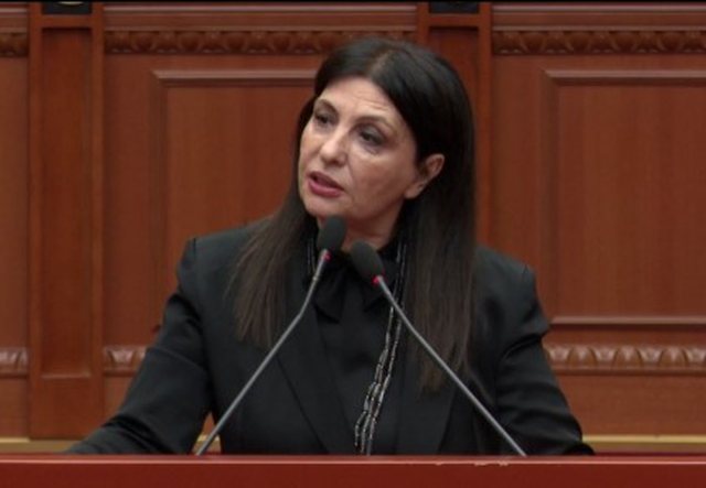 Topalli i kërkon Peleshit dorëheqjen   Je numri 2 i Republikës dhe nuk flet për çështjen Hyseni 