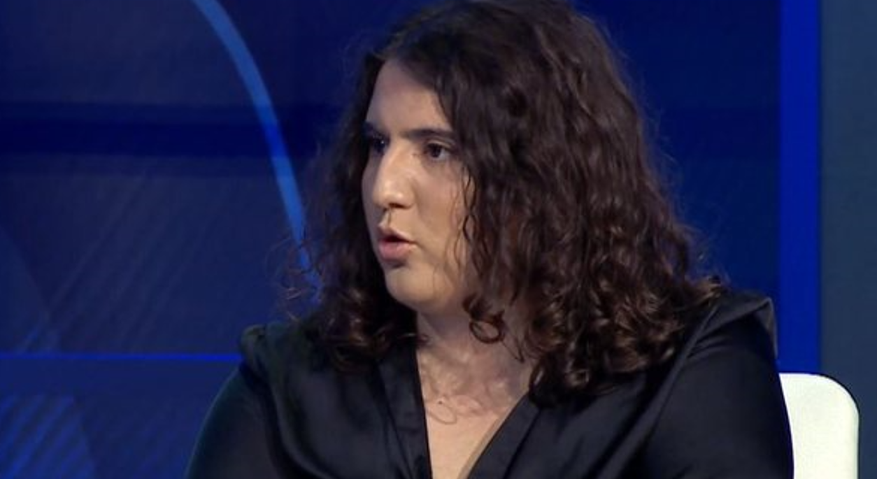 ne-darke-dhune-nga-policia-ne-mengjes-ftesa-per-dialog-dhe-ne-dreke-kercenime-flet-aktivistja-e-protestes