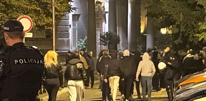 Lista Studentore thirrje qytetarëve pas mbylljes së votimit  Qëndroni dhe mbroni votat paqësisht