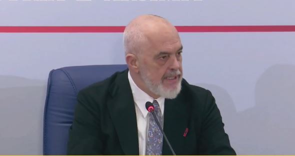 rama-paralajmeron-ndalimin-e-rrjeteve-sociale-per-femijet-deri-16-vjec-masa-qe-cenojne-qetesine-e-familjeve