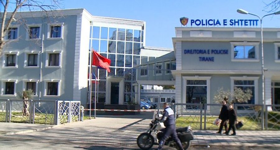 protestat-studentore-policia-nxjerr-shkrese-urgjente-telefonat-e-te-miturve-nuk-kontrollohen-pa-urdher-gjykate