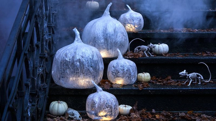Mjaft me kruarje e prerje  Tre ide kreative për dekorimin e kungujve të Halloween it pa gdhendje