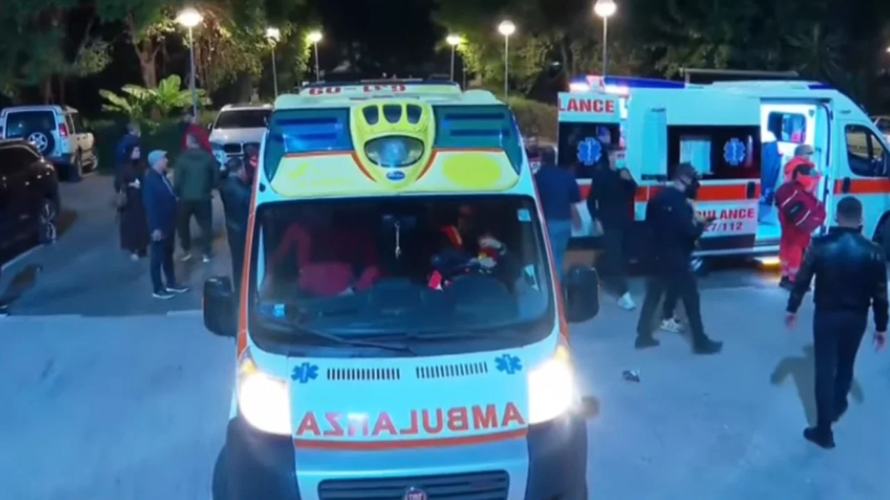 Bilanci i Ministrisë së Shëndetësisë  28 të lënduar nga protestat  mes tyre 19 policë  1 gazetare dhe 4 të mitur e kalimtarë